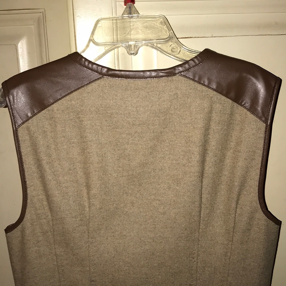 Classic And Chic Designer Wool Patterned Dress - image 3